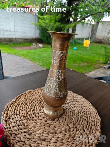 Месингова ваза | Ръчна гравюра | Винтидж интериор, снимка 3 - Антикварни и старинни предмети - 50064662