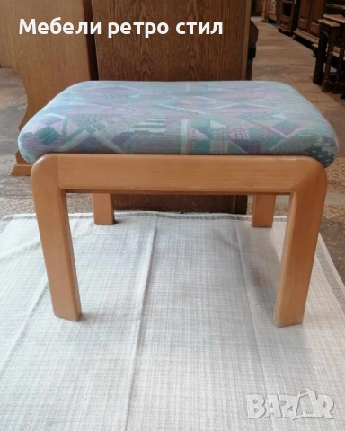 Дървена табуретка - стълба е многофункционална мебел която съчетава стол и стълба в едно. 