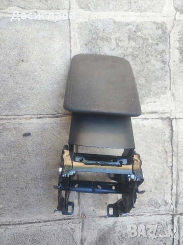 подлакътник Audi A5, снимка 3 - Части - 51308852