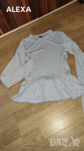 H&M нова блестяща блуза , снимка 2 - Блузи с дълъг ръкав и пуловери - 43699108