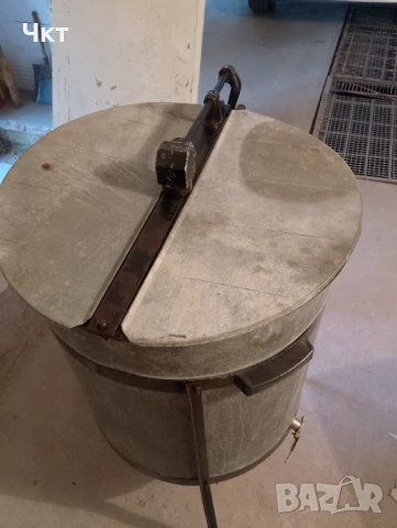 Осемрамкова центрофуга за пчелен мед , снимка 2 - За пчели - 51045050