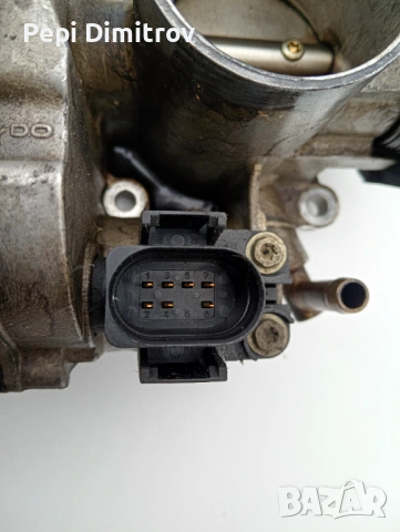 Дросел Volkswagen Polo от 1994 до 2000 | 1.0 бензин, снимка 3 - Части - 53201763