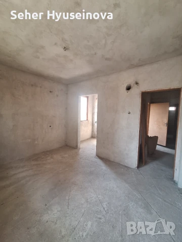 Продавам многофамилна къща в гр.Попово, снимка 14 - Къщи - 50596038