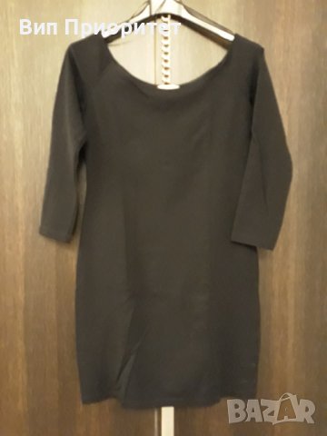 Черна еластична елегантна рокля марка Н & М къса с 3/4 ръкав и много сексапилно лодка-деколте, снимка 3 - Рокли - 37434358