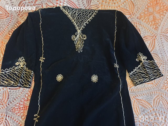 Старинен сукман от кадифе със сърма, снимка 6 - Антикварни и старинни предмети - 43595336