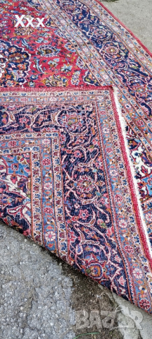 Ръчно тъкан вълнен Персийски килим и две пътеки.Произход Иран., снимка 5 - Килими - 44844961