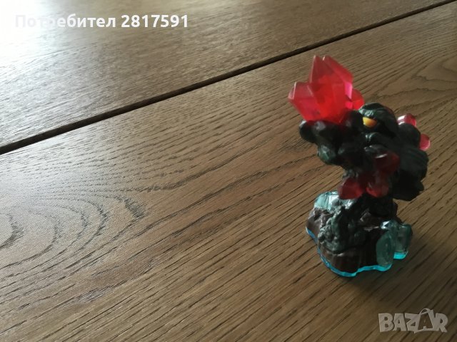 Скайландър Skylanders Figure - Hyper Beam Prism Break (Swap Force), снимка 4 - Колекции - 43227845