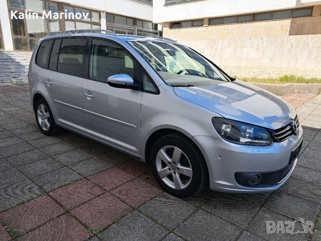 фолксваген тоаран 2011г. 1.6 TDI, снимка 2 - Автомобили и джипове - 49153677