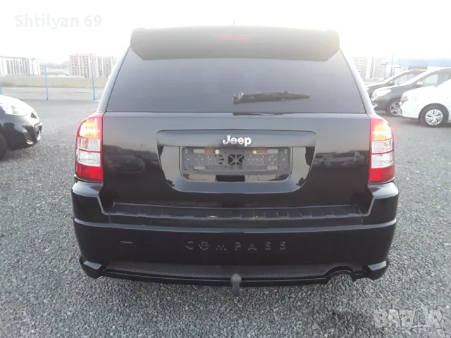 Jeep Compass Sport 2.4i 4x4, снимка 6 - Автомобили и джипове - 48883375