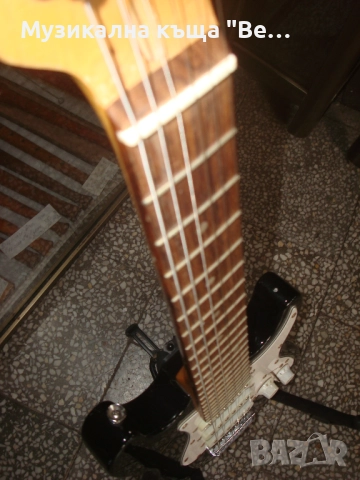 Електрическа детска китара Harley Benton с кожен калъф, снимка 15 - Китари - 52443736