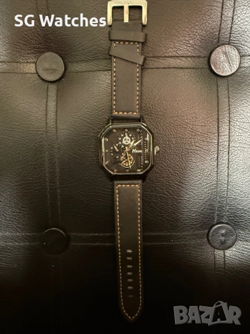 Стилен часовник черен