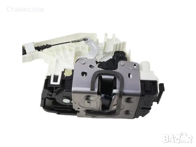  Mercedes C-Class W204 Брава за предна дясна врата , снимка 4 - Части - 50301750