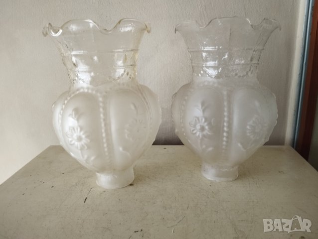 две барокови стъкла за лампа,полилей