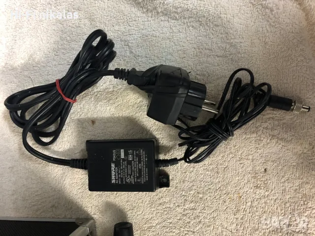 професионален безжичен микрофон с модем SHURE GLXD4 Z2 + куфар, снимка 7 - Микрофони - 49529341