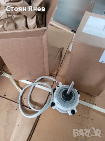Мотор за вентилатор Daikin KFD-325-70-8A2, снимка 2 - Други машини и части - 40246597
