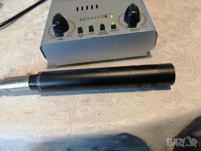 Лампов, микрофонен предусилвател Behringer MIC100, снимка 11 - Микрофони - 48225032