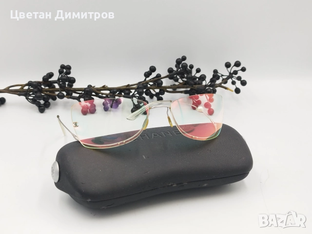 Оригинални винтидж очила на CHANEL, снимка 2 - Слънчеви и диоптрични очила - 52292737