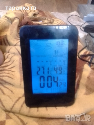 часовник календар аларма термометър атмосферното налягане , снимка 7 - Стенни часовници - 51800123