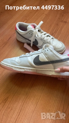 Nike Dunk Low „52” – дамски, розово/сиво, рядък модел, много добро състояние, снимка 6 - Маратонки - 51656430