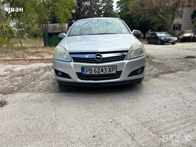 Опел Астра 2007г, снимка 2 - Автомобили и джипове - 51864876