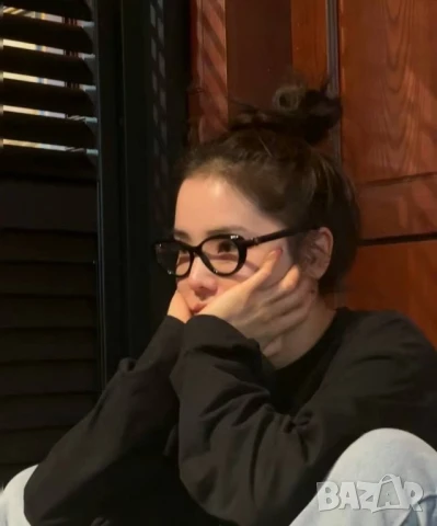 очила с черен обикновен калъф chanel miu miu , снимка 8 - Слънчеви и диоптрични очила - 51206854