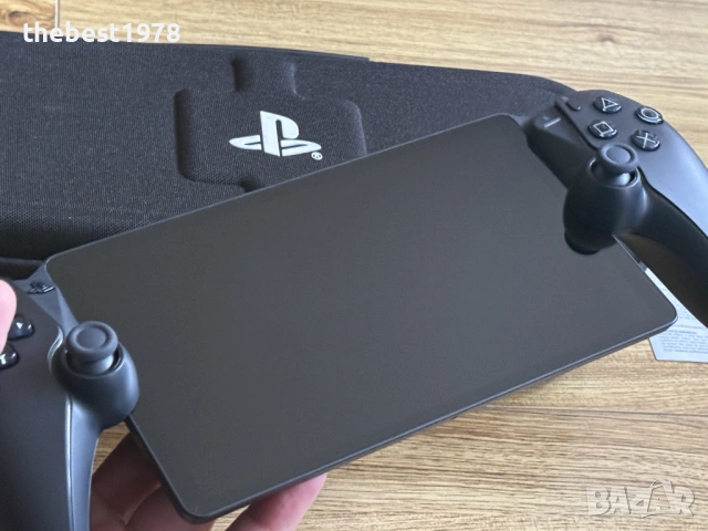 PS5  Portal Black/Като Нов, снимка 2 - PlayStation конзоли - 53147214