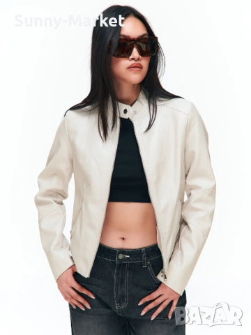 Дамско бежово кожено яке