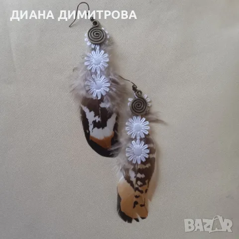 Ръчно изработени обеци с пера! Подарък!, снимка 2 - Обеци - 48330577