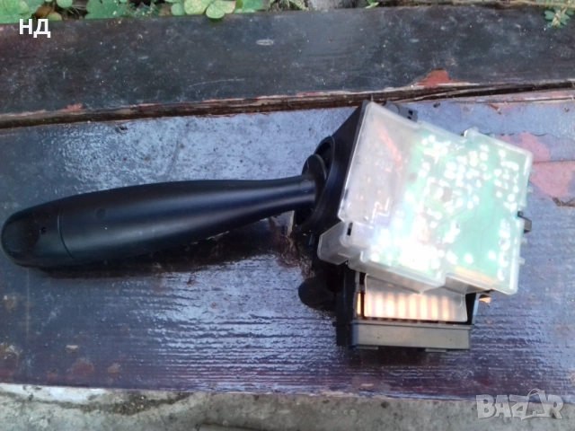 Лост чистачки за Toyota Yaris I, снимка 3 - Части - 53535392