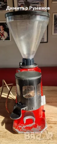 Кафемелачка Mazzer