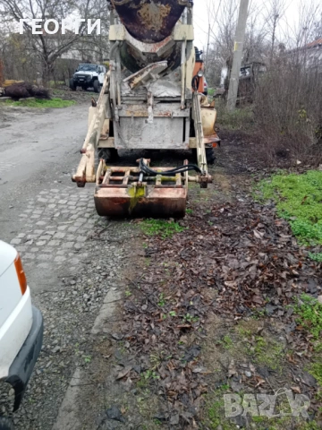 Самоходна  бетонобъркачка , снимка 4 - Индустриална техника - 53151693