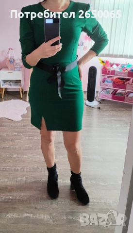 Зелена рокля за предстоящите празници S/M размер!