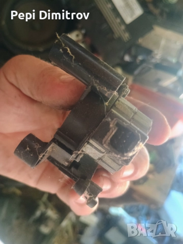 Моторче клапа парно за Mercedes-Benz A-Class Hatchback (W168) (07.1997 - 08.2004) A 160 (168.033, 16, снимка 2 - Части - 51620839