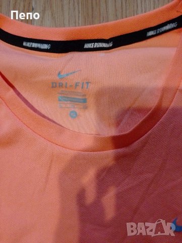 Блуза Nike, снимка 2 - Блузи - 43799801