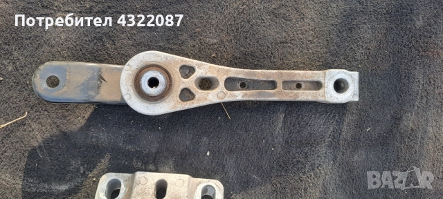 Тампон мотор/ Тампони мотор Volkswagen Touran II 2011-2015 1.6 TDI 105к.с., снимка 5 - Части - 51486080