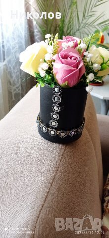 ухаещи луксозни рози за Вашият празник, снимка 12 - Изкуствени цветя - 35453215
