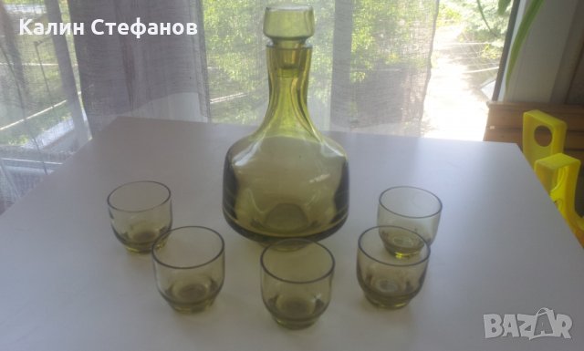 Ракиен комплект от бутилка с тапа, 5 чашки от зелено стъкло, снимка 9 - Чаши - 33174248