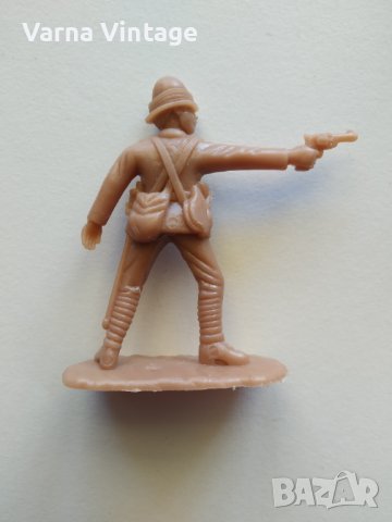 Войници  Британски офицер + османски войник (ARMIES IN PLASTIC 2001), снимка 4 - Колекции - 43954937