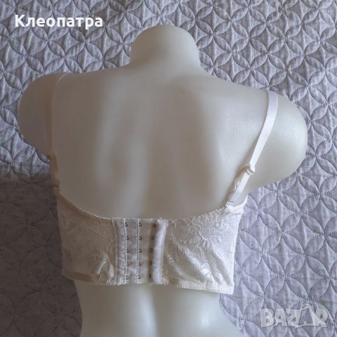Дамско дантелено бюстие 85С, снимка 2 - Корсети, бюстиета, топове - 37621308