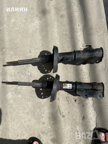 Предни амортисьори за Опел Инсигния