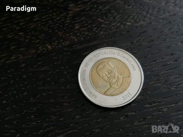 Mонета - Доминикана - 10 песо | 2005г., снимка 2 - Нумизматика и бонистика - 28441322