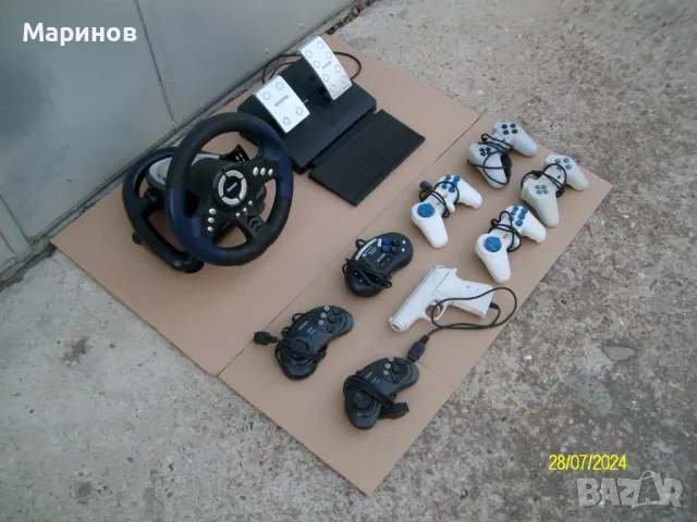 Продавам няколко вида джойстици - 8 бр. - 15 лв.