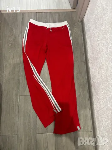 Долнище на Nike , снимка 2 - Спортни екипи - 47657103