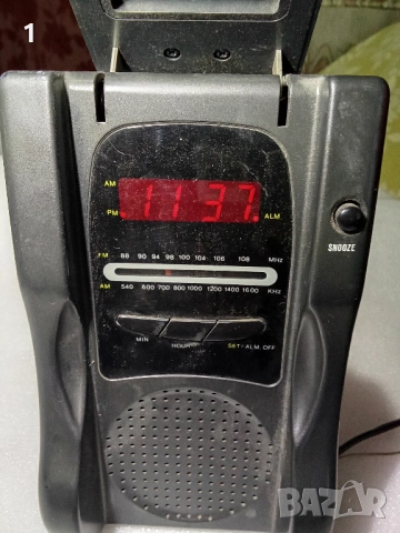 Радиочасовник Supertech, снимка 2 - Радиокасетофони, транзистори - 51894130