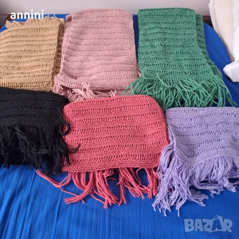 дамски  шалове  различни  цветове плетени ръчно  вълна, снимка 18 - Спортна екипировка - 37768154