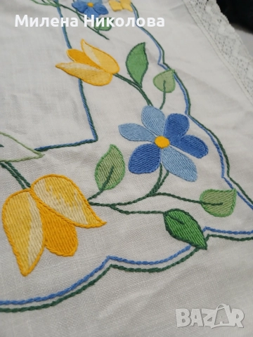Покривка с бродерия, снимка 3 - Покривки за маси - 52855471