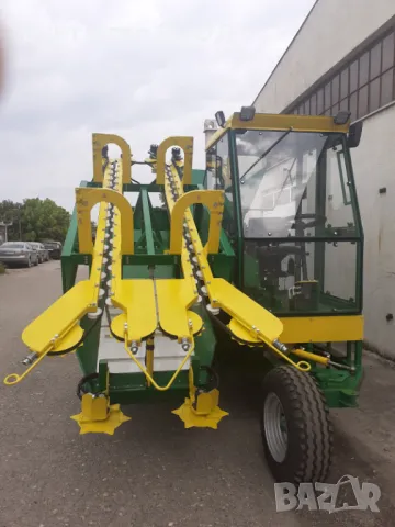 Самоходна комбайна за бране на царевица  SP-14, снимка 1