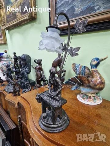 Прекрасна антикварна настолна фигурална лампа , снимка 6 - Настолни лампи - 49103689