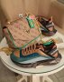 Дамски спортни обувки и чанта Guess код 313, снимка 1 - Дамски ежедневни обувки - 38223423