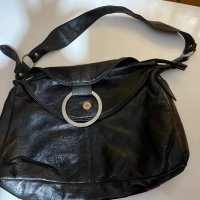 Дамска кожена чанта, снимка 1 - Чанти - 44102446